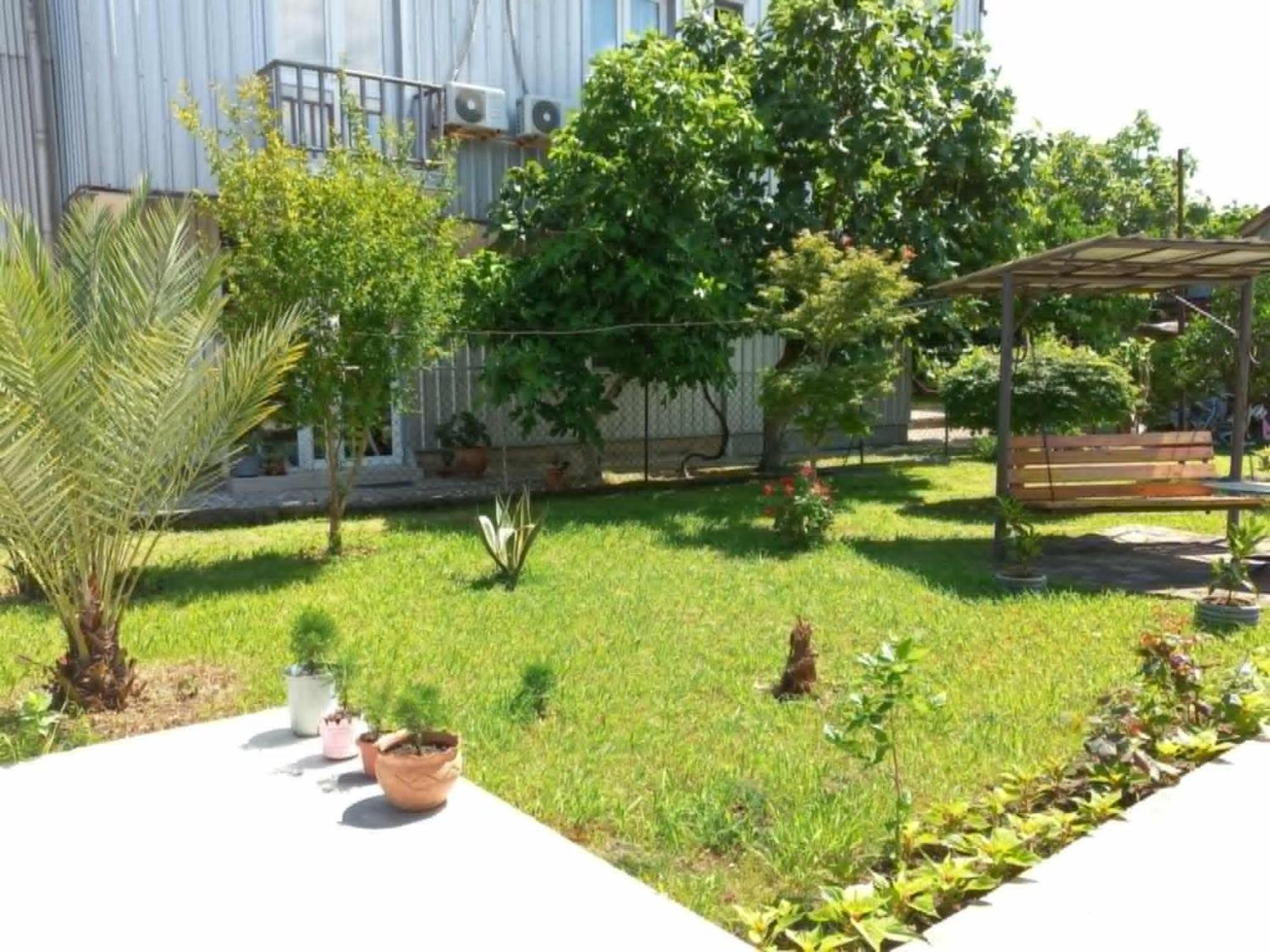 Guest House Kobuleti Exteriör bild